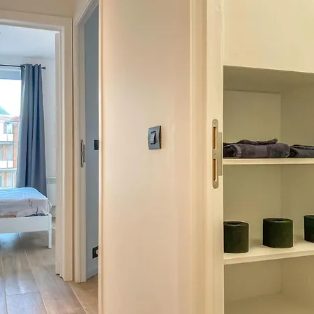 Amazing In With Wifi Apartment